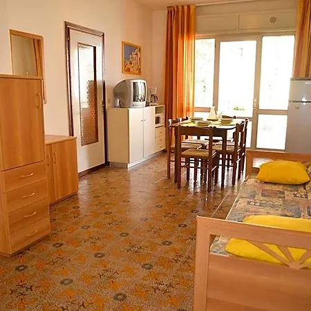 Adorable Three-room In By Beahost 3*
